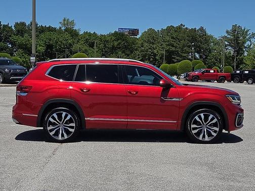 Aurora Red Metallic 2023 Volkswagen Atlas 3.6L SEL Premium