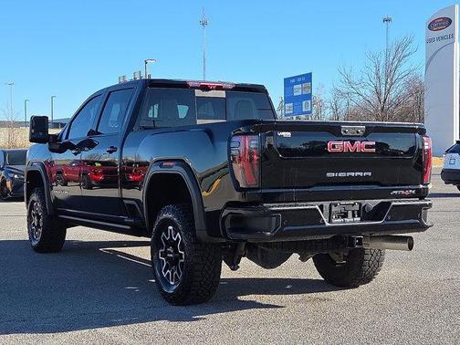 2025 GMC Sierra 2500 AT4X