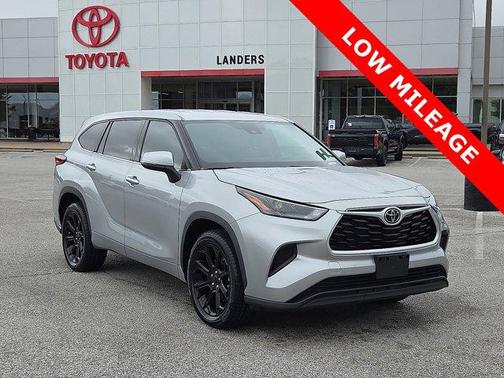 2022 Toyota Highlander L