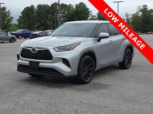 2022 Toyota Highlander L