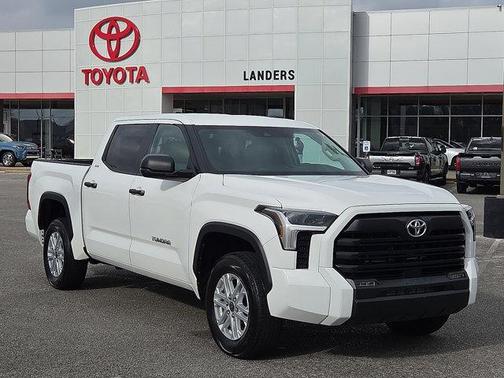 2024 Toyota Tundra SR5