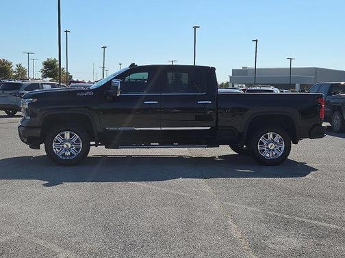 2024 Chevrolet Silverado 2500 High Country