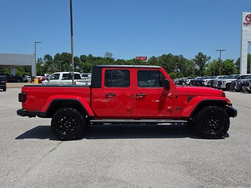 2023 Jeep Gladiator Sport S