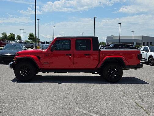 2023 Jeep Gladiator Sport S