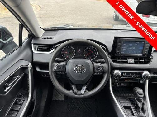 2020 Toyota RAV4 XLE