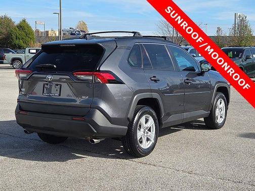 2020 Toyota RAV4 XLE