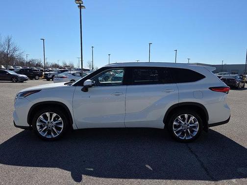 2021 Toyota Highlander Hybrid Limited