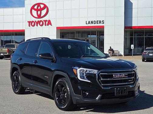 2024 GMC Terrain AWD AT4