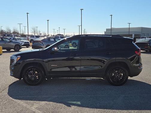 2024 GMC Terrain AWD AT4