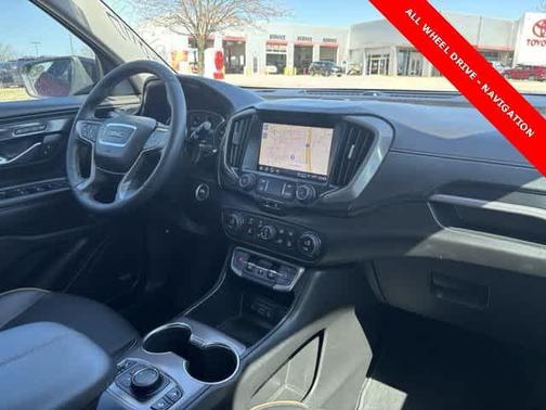 2024 GMC Terrain AT4