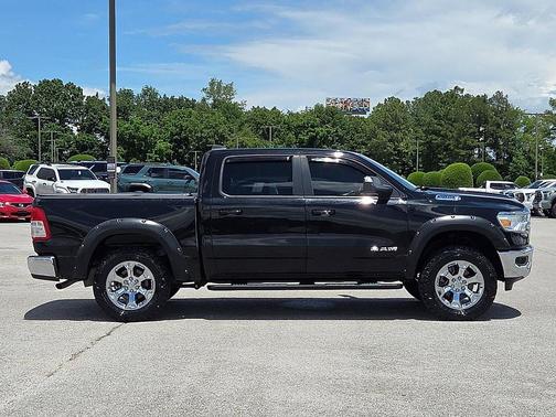 Diamond Black Crystal Pearlcoat 2021 RAM 1500 Big Horn/Lone Star
