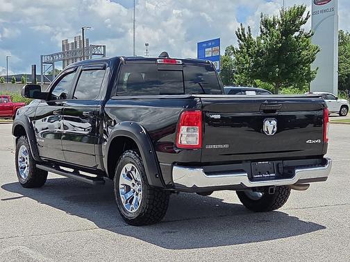 Diamond Black Crystal Pearlcoat 2021 RAM 1500 Big Horn/Lone Star