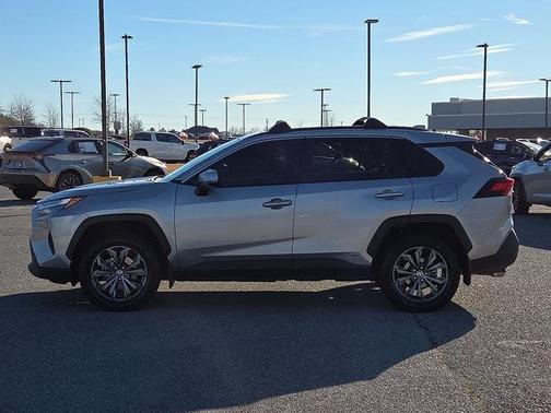 2024 Toyota RAV4 Hybrid XLE Premium