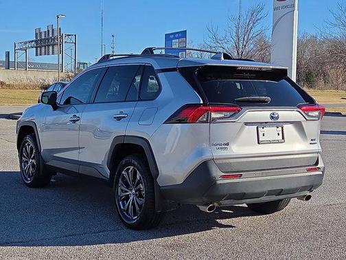 2024 Toyota RAV4 Hybrid XLE Premium