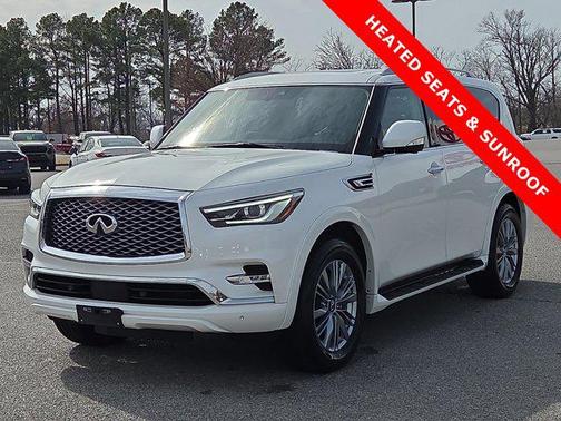 2024 INFINITI QX80 Luxe