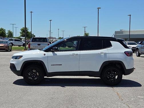 2023 Jeep Compass Trailhawk