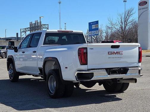 2024 GMC Sierra 3500 Base