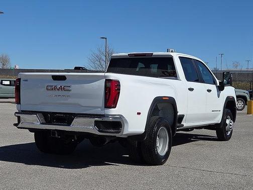 2024 GMC Sierra 3500 Base