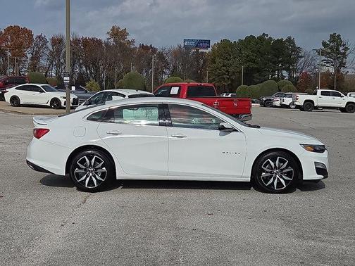 2024 Chevrolet Malibu FWD RS