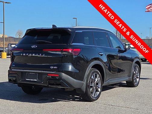 2023 INFINITI QX60 Luxe