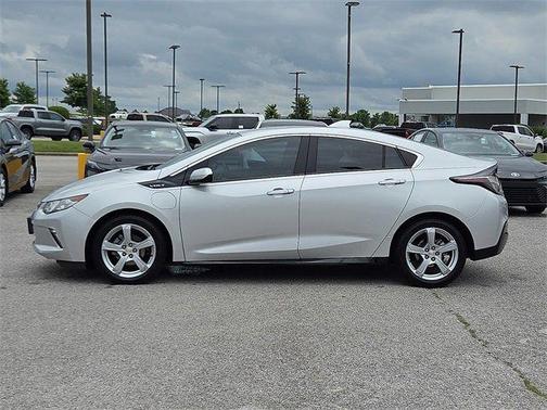 2018 Chevrolet Volt LT