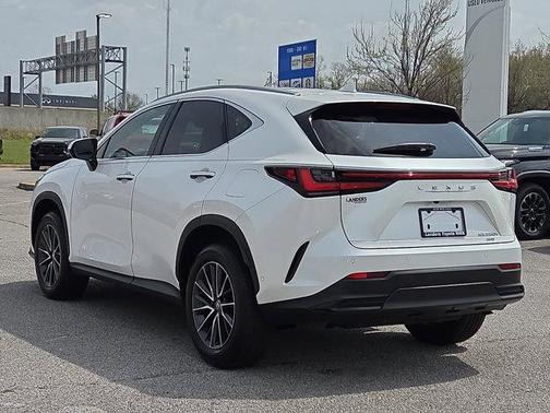 Eminent White Pearl 2025 Lexus NX 350h Luxury
