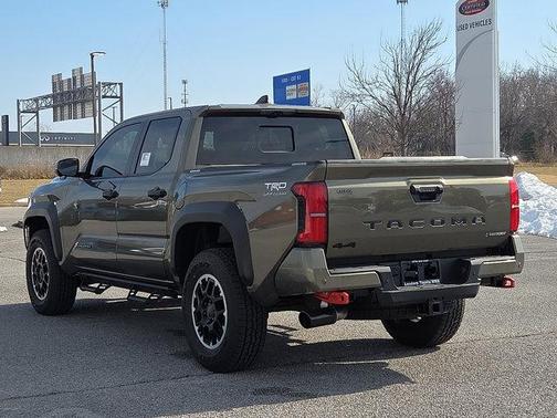 2026 Toyota Tacoma Hybrid TRD Off Road