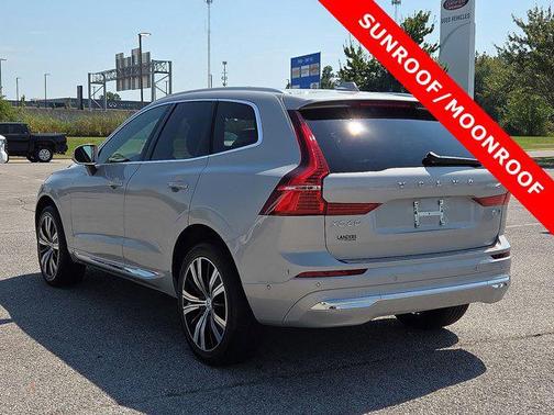 2022 Volvo XC60 B6 Inscription