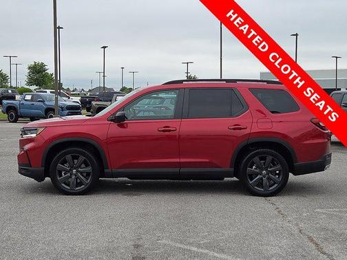 Radiant Red Metallic II 2025 Honda Pilot Sport
