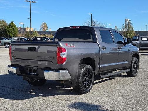 2018 Toyota Tundra SR5