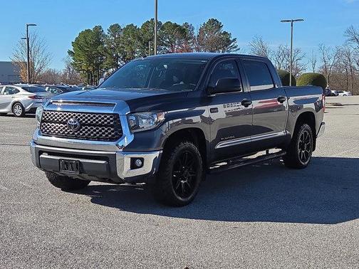 2018 Toyota Tundra SR5