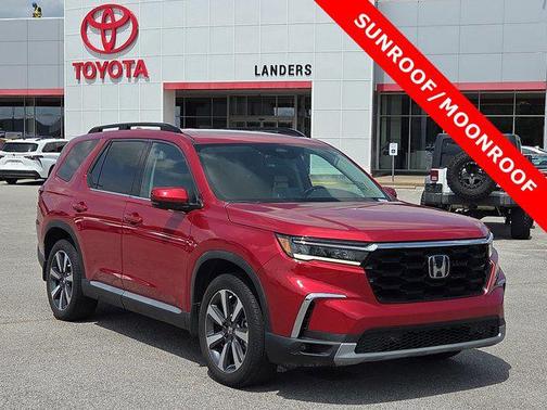 2023 Honda Pilot Touring 8-Passenger