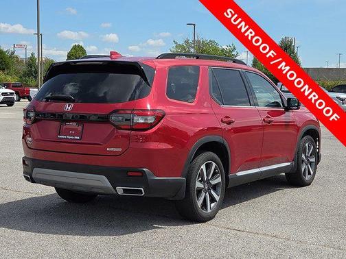 2023 Honda Pilot Touring 8-Passenger