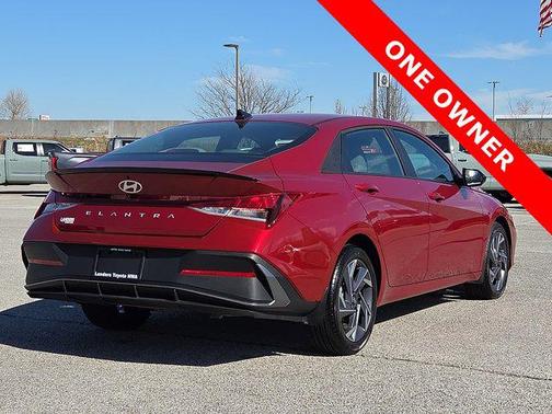 2025 Hyundai ELANTRA Sport