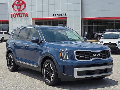 Midnight Lake Blue 2023 Kia Telluride S