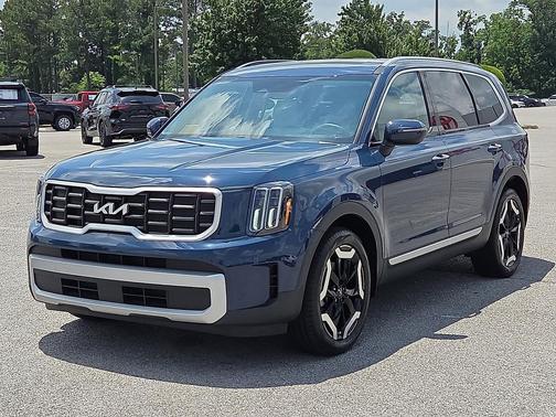 Midnight Lake Blue 2023 Kia Telluride S