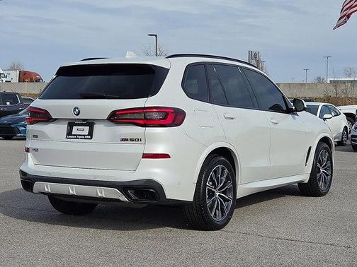 2023 BMW X5 M50i