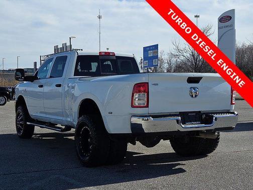 2024 RAM 3500 Tradesman Crew Cab 4x4 8' Box
