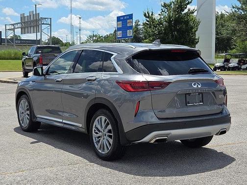 2023 INFINITI QX50 LUXE