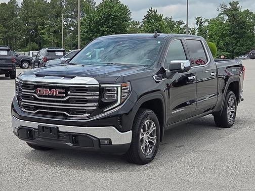 Onyx Black 2024 GMC Sierra 1500 SLT