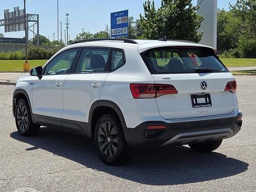 Pure White 2024 Volkswagen Taos 1.5T S
