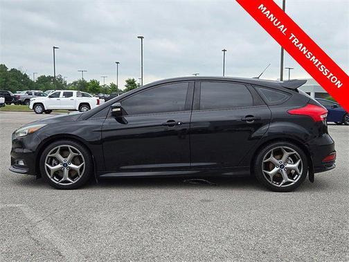 2017 Ford Focus ST ST