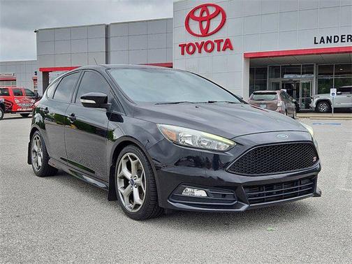 2017 Ford Focus ST