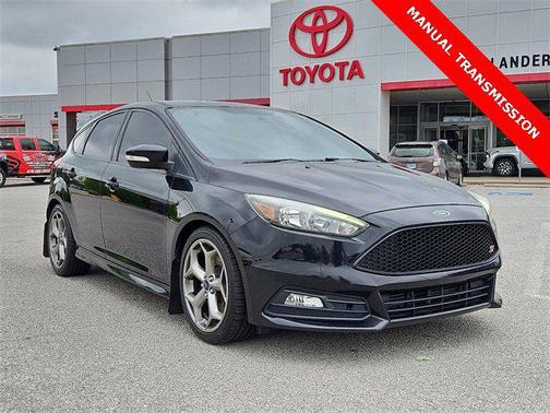 2017 Ford Focus ST ST