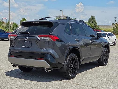 2025 Toyota RAV4 Hybrid SE