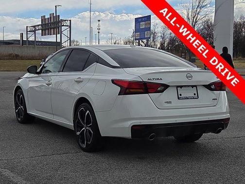 2024 Nissan Altima SR Intelligent AWD