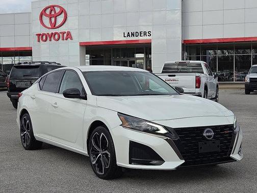 2024 Nissan Altima SR Intelligent AWD