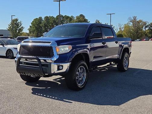 2017 Toyota Tundra SR5