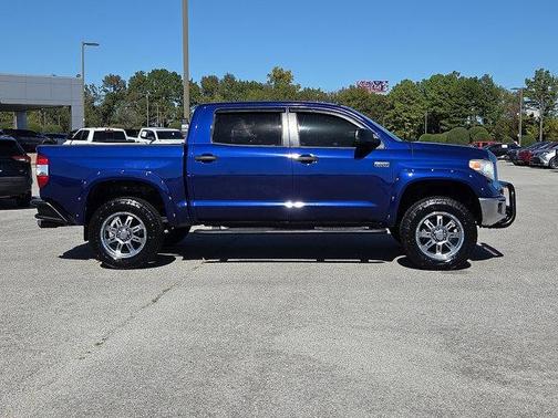 2017 Toyota Tundra SR5
