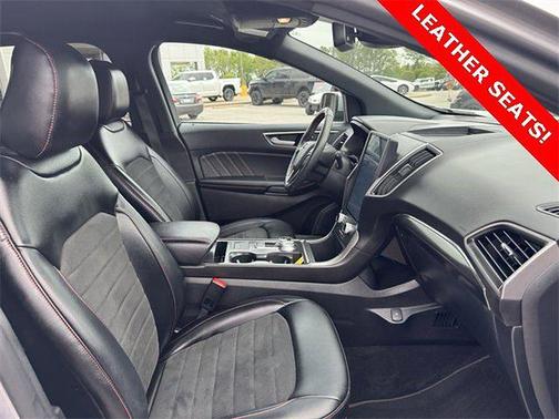 2022 Ford Edge ST Line